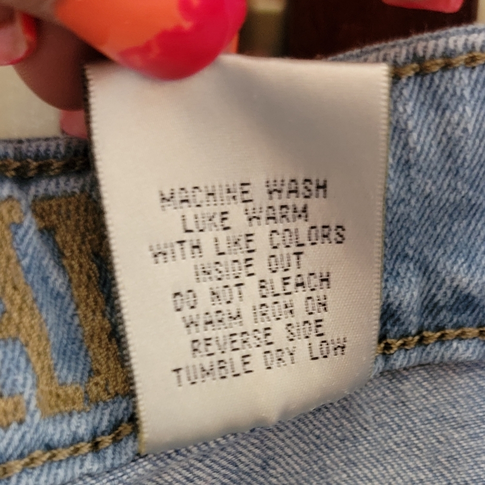 VIP Jean Shorts - Picture 7 of 7